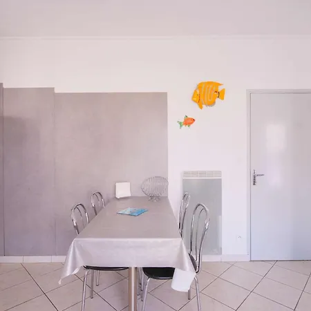Charmante Maison A Avec Jardin, Terrasse, Pour 6 Pers. - Classee 1 Etoile - Fr-1-877-45 *
