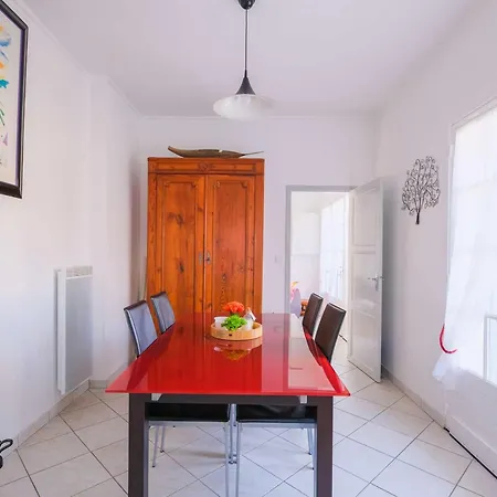 Charmante Maison A Avec Jardin, Terrasse, Pour 6 Pers. - Classee 1 Etoile - Fr-1-877-45 *