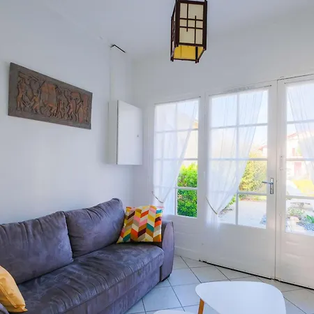 Charmante Maison A Avec Jardin, Terrasse, Pour 6 Pers. - Classee 1 Etoile - Fr-1-877-45